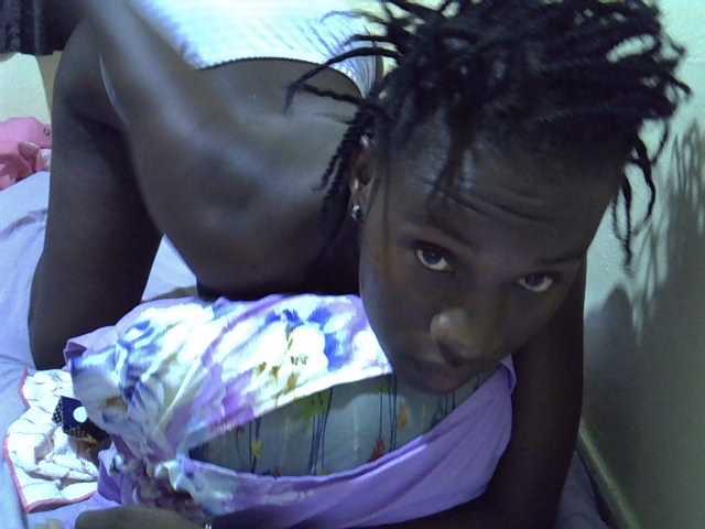 sexxy-maya1 live cam on BongaCams