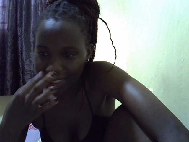 sexxy-maya1 live cam on BongaCams