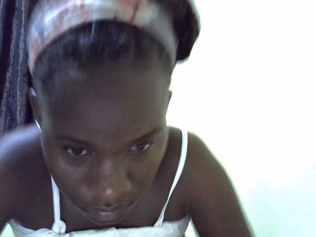 sexxy-maya1 live cam on BongaCams
