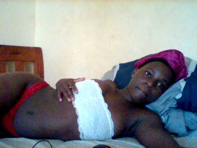 sexxy-maya1 live cam on BongaCams