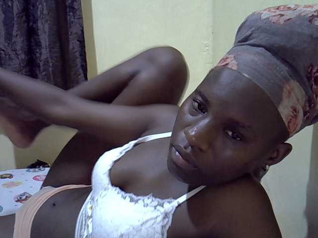 sexxy-maya1 live cam on BongaCams