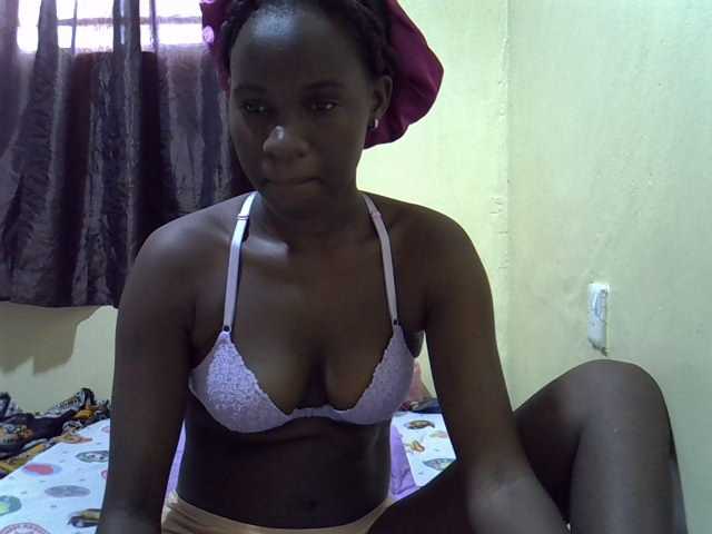 sexxy-maya1 live cam on BongaCams