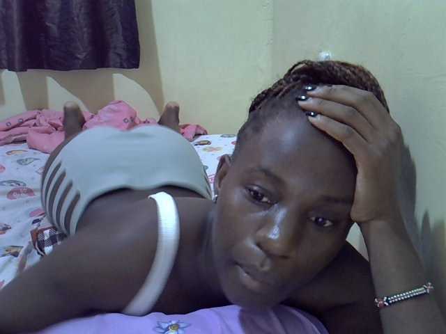 sexxy-maya1 live cam on BongaCams