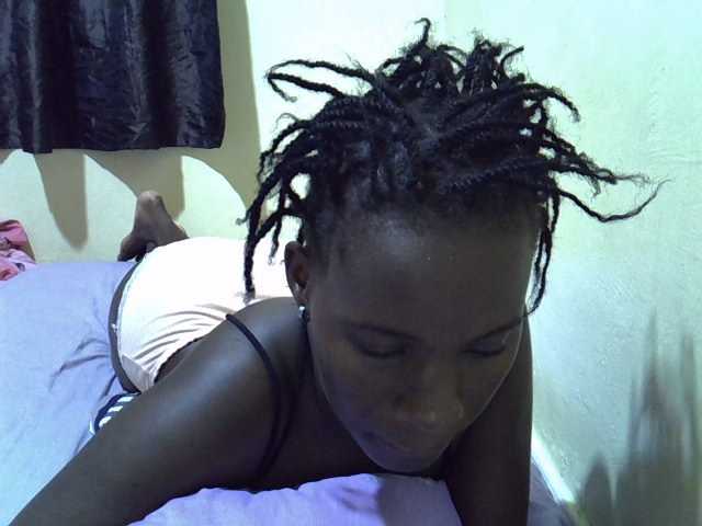 sexxy-maya1 live cam on BongaCams