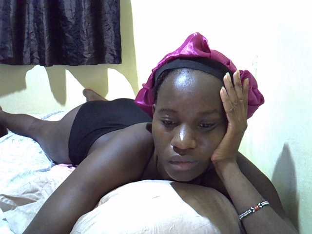 sexxy-maya1 live cam on BongaCams