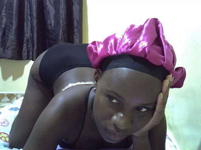 sexxy-maya1 live cam on BongaCams