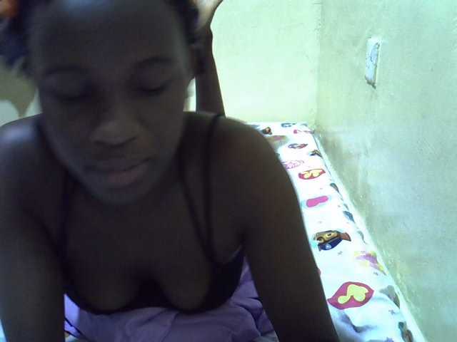 sexxy-maya1 live cam on BongaCams