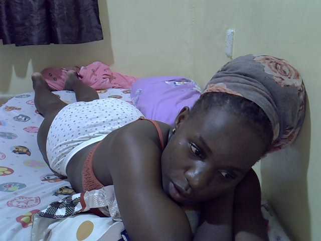 sexxy-maya1 live cam on BongaCams