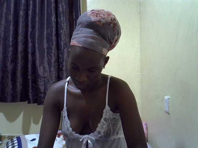 sexxy-maya1 live cam on BongaCams