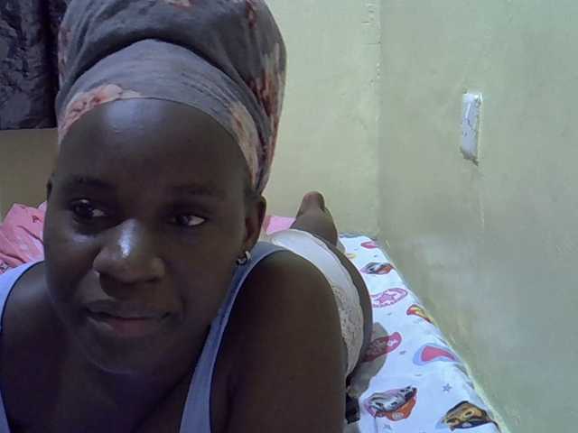 sexxy-maya1 live cam on BongaCams