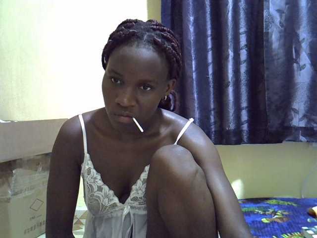 sexxy-maya1 live cam on BongaCams