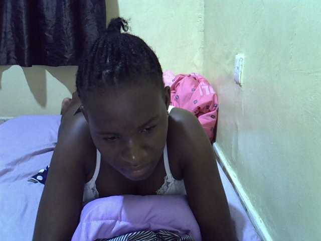 sexxy-maya1 live cam on BongaCams