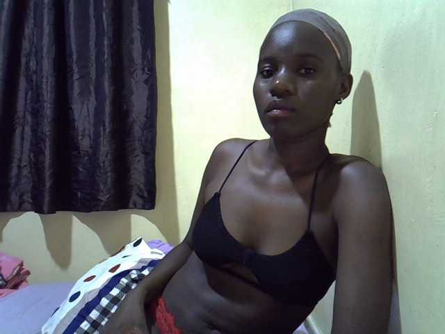sexxy-maya1 live cam on BongaCams