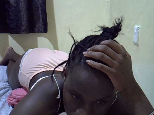 sexxy-maya1 live cam on BongaCams