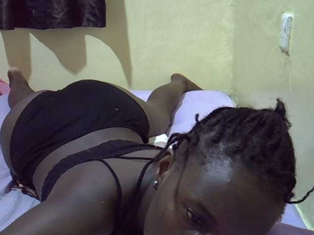 sexxy-maya1 live cam on BongaCams