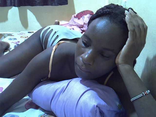 sexxy-maya1 live cam on BongaCams