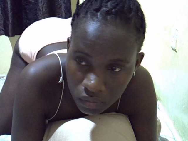 sexxy-maya1 live cam on BongaCams