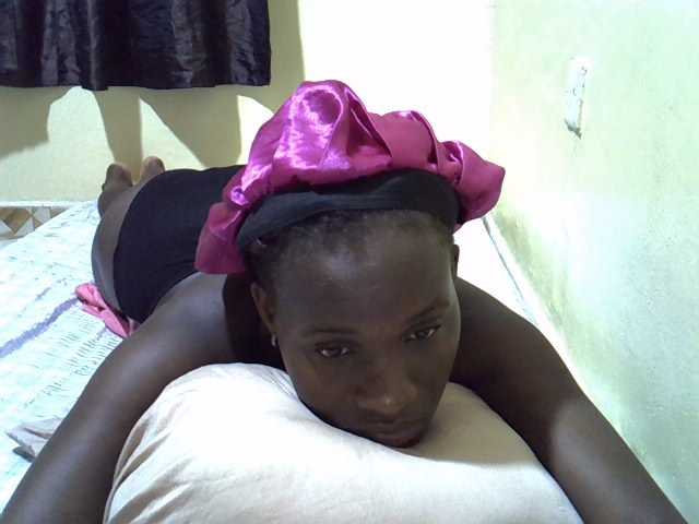 sexxy-maya1 live cam on BongaCams