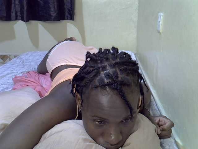 sexxy-maya1 live cam on BongaCams