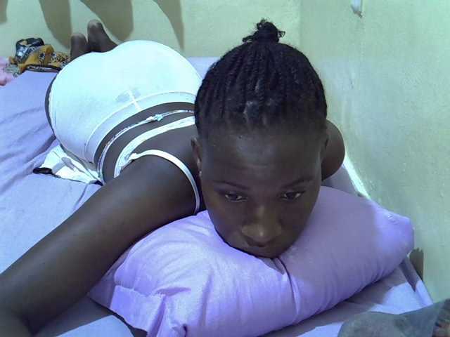 sexxy-maya1 live cam on BongaCams