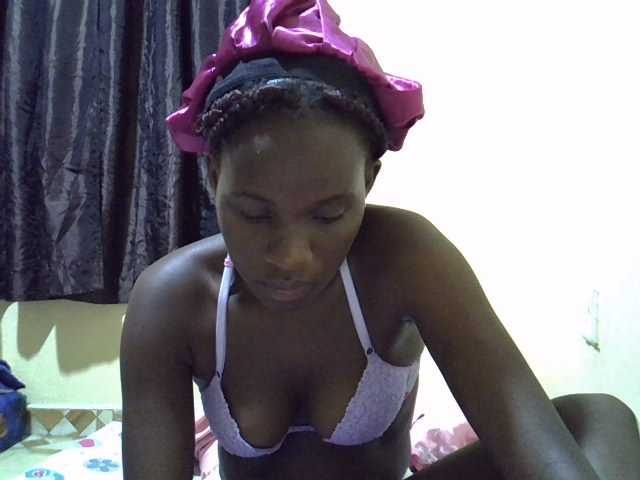 sexxy-maya1 live cam on BongaCams