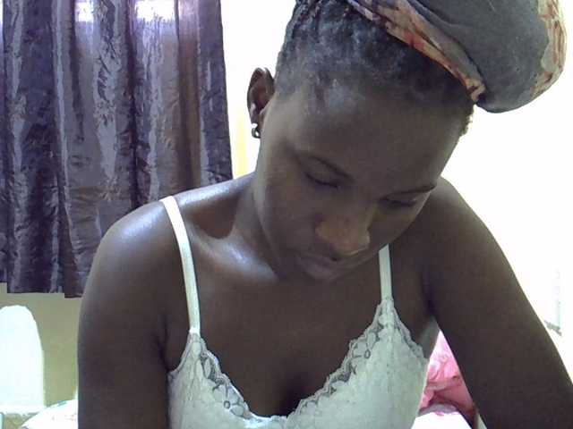 sexxy-maya1 live cam on BongaCams
