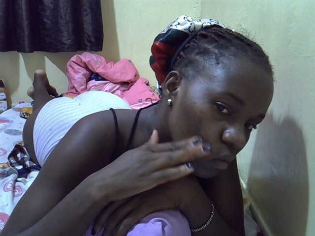 sexxy-maya1 live cam on BongaCams
