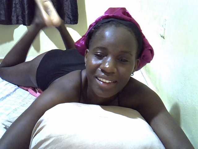 sexxy-maya1 live cam on BongaCams
