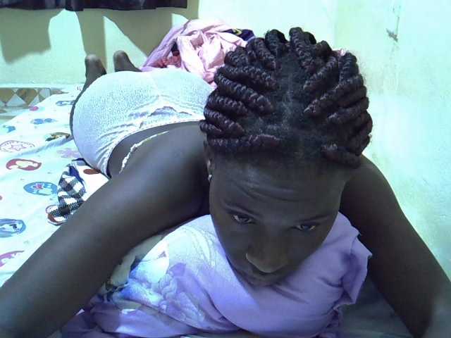 sexxy-maya1 live cam on BongaCams