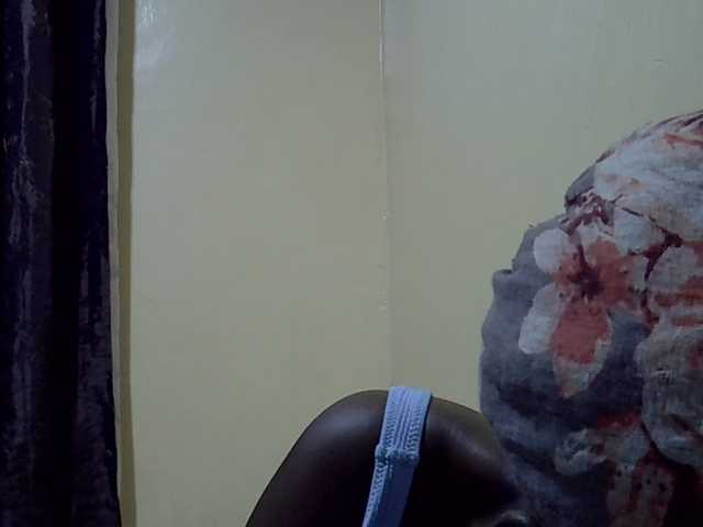 sexxy-maya1 live cam on BongaCams