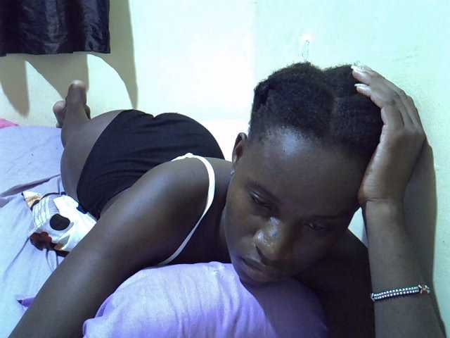sexxy-maya1 live cam on BongaCams