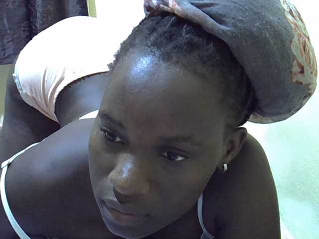 sexxy-maya1 live cam on BongaCams