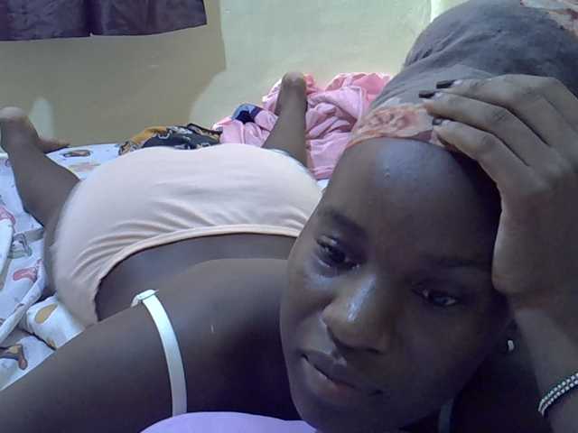 sexxy-maya1 live cam on BongaCams