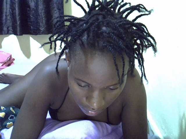 sexxy-maya1 live cam on BongaCams