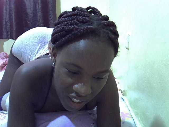 sexxy-maya1 live cam on BongaCams