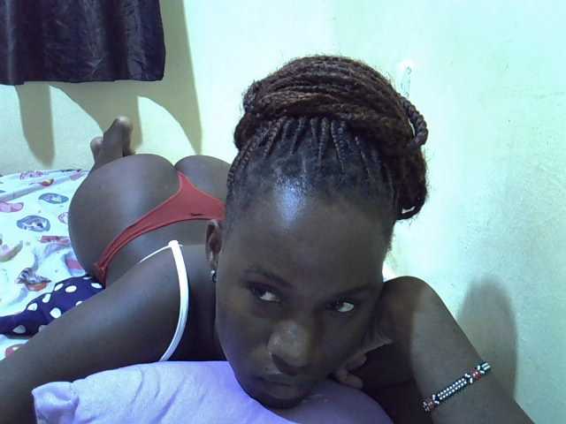 sexxy-maya1 live cam on BongaCams