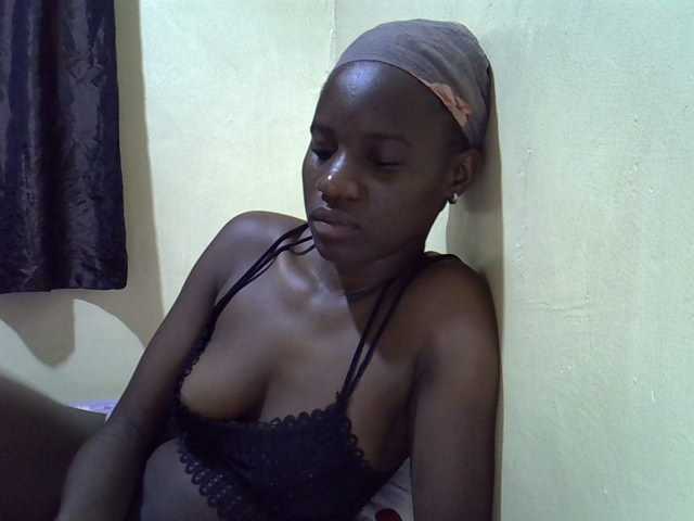 sexxy-maya1 live cam on BongaCams