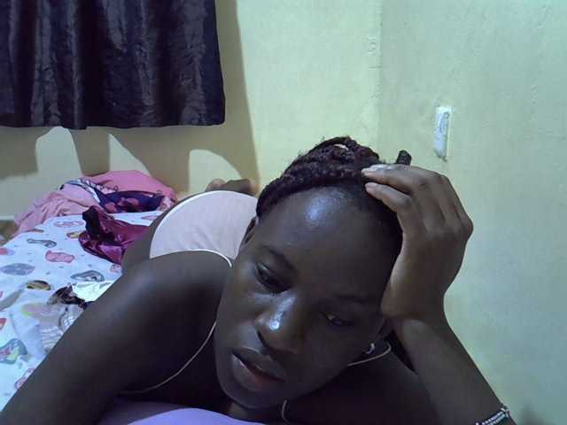 sexxy-maya1 live cam on BongaCams