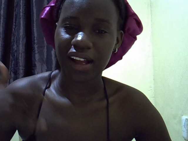 sexxy-maya1 live cam on BongaCams