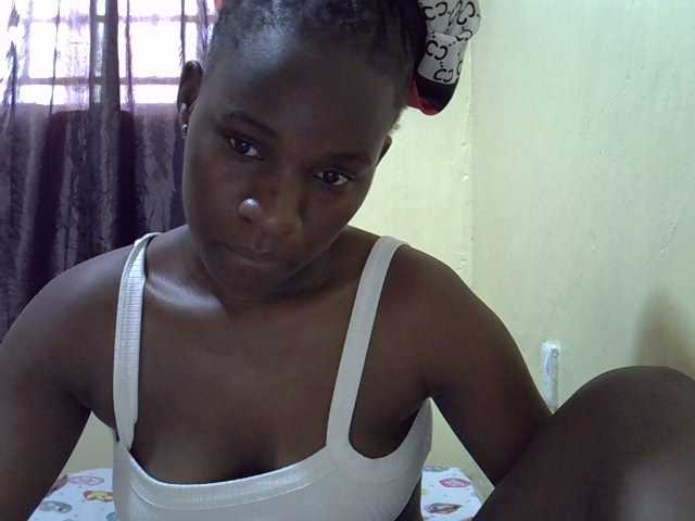 sexxy-maya1 live cam on BongaCams