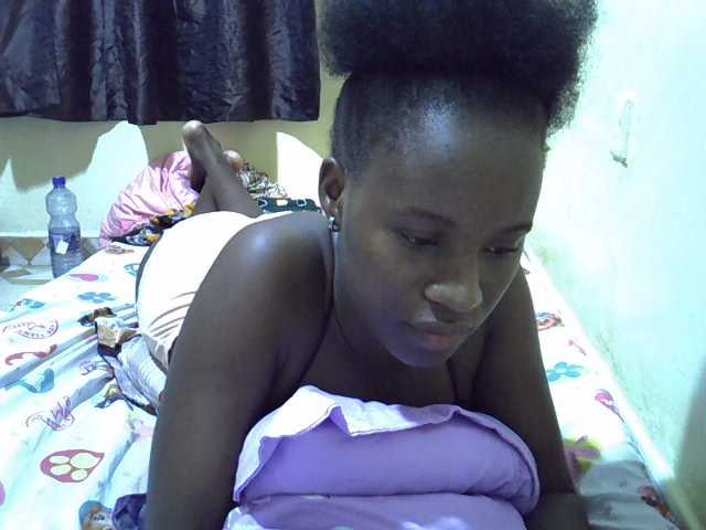 sexxy-maya1 live cam on BongaCams