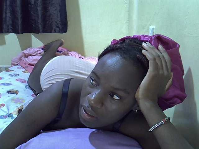sexxy-maya1 live cam on BongaCams