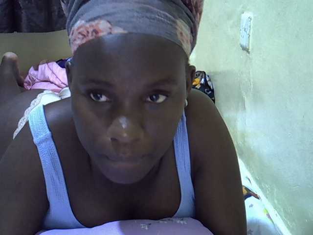 sexxy-maya1 live cam on BongaCams