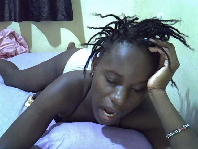 sexxy-maya1 live cam on BongaCams
