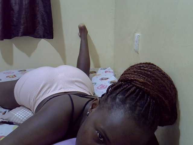 sexxy-maya1 live cam on BongaCams