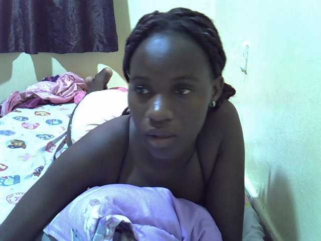 sexxy-maya1 live cam on BongaCams