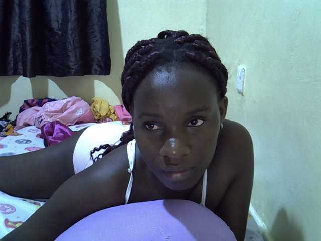 sexxy-maya1 live cam on BongaCams
