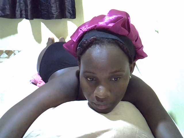 sexxy-maya1 live cam on BongaCams