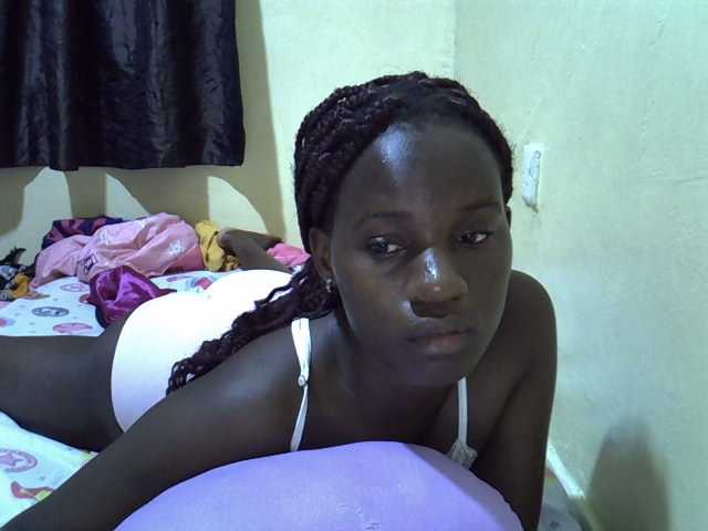 sexxy-maya1 live cam on BongaCams