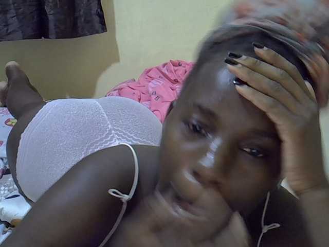 sexxy-maya1 live cam on BongaCams